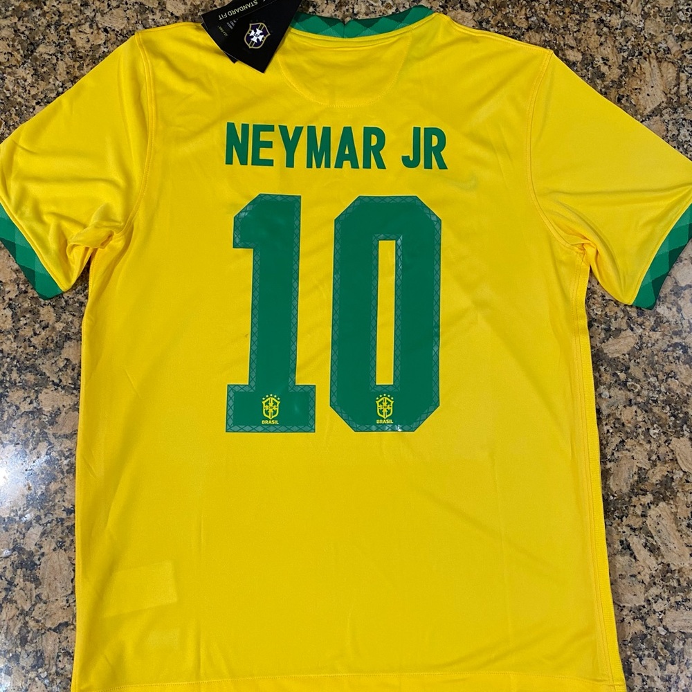 Nike Brazil Jersey - Picture 4 of 5